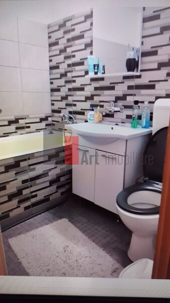 13 Septembrie, 2 camere,